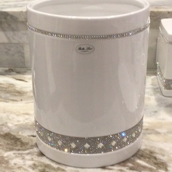 BELLA LUX Square Trash Can/Waste Basket White Ceramic Rhinestones